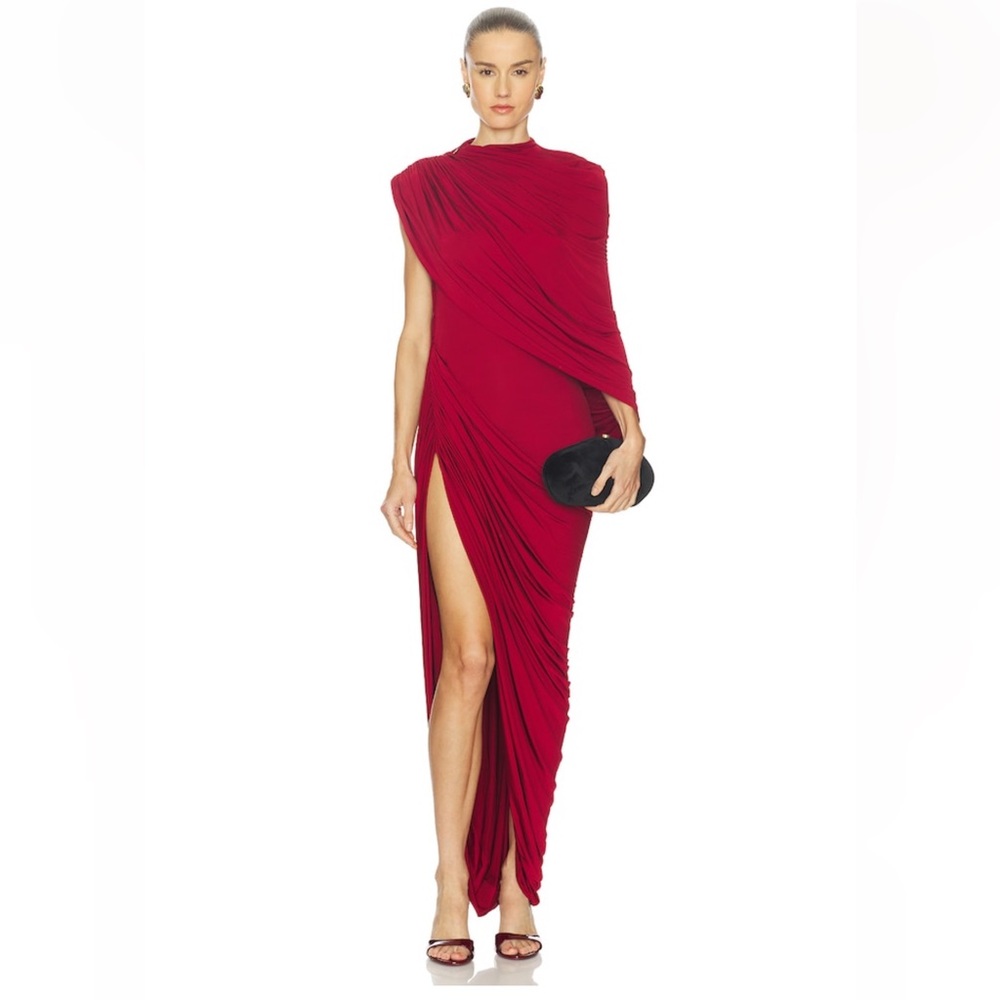 Alondra Maxi Dress in Garnet
Camila Coelho